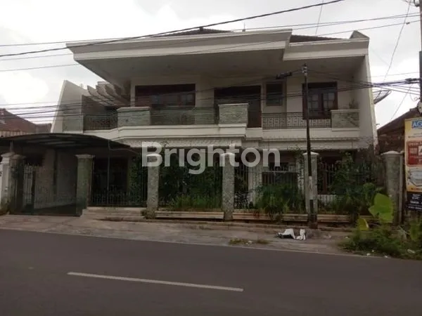 image RUMAH MEWAH DI JALAN RAYA TIDAR (1)