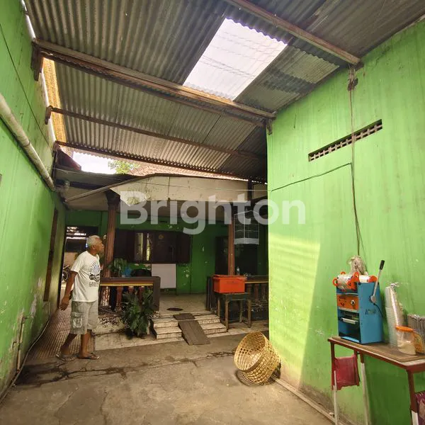 image TANAH BONUS BANGUNAN STRATEGIS LOKASI PUSAT  BISNIS LAWEYAN SOLO (5)