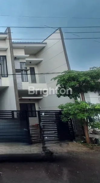 image RUMAH BARU DI DAERAH MULYOSARI SURABAYA TIMUR (2)