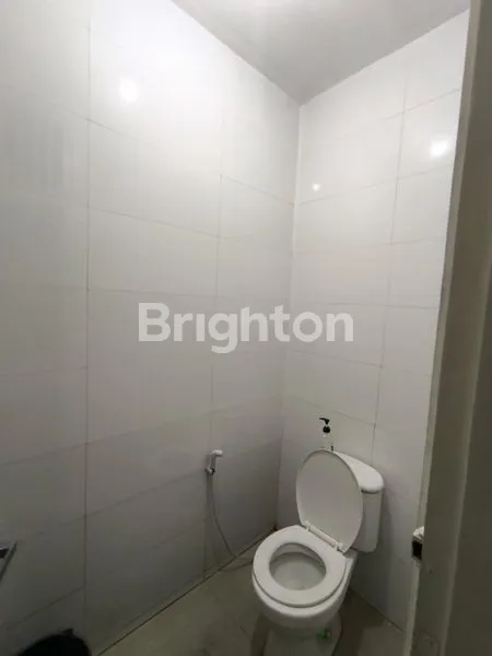 image RUMAH USAHA TENGGILIS LUAS 600 AN BISA KPR SUDAH RENOVASI (6)