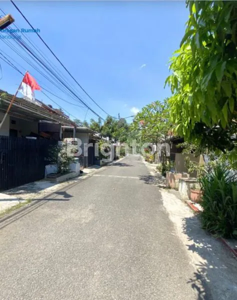 image RUMAH 2 LANTAI STRATEGIS DEKAT MIM & RS AL ISLAM - MERKURI TIMUR (2)