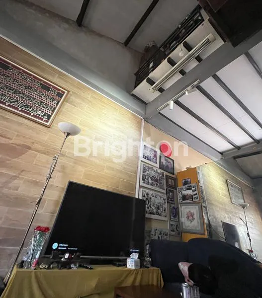 image RUMAH 2 LANTAI STRATEGIS DEKAT MIM & RS AL ISLAM - MERKURI TIMUR (8)