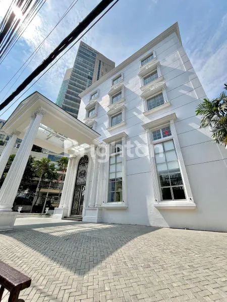 LIKE NEW BUILDING FOR RENT AT JL. BASUKI RACHMAT, SURABAYA PUSAT