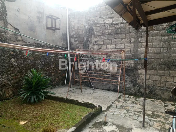 image RUMAH KLASIK DI PUSAT KOTA DEPOK (6)