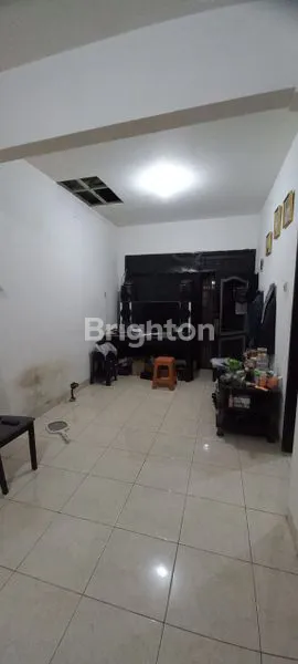 TURUN HARGA!RUMAH 2 LANTAI DI KEDOYA SELATAN JAKARTA BARAT DEKAT SUPERINDO SUNRISE GARDEN