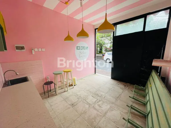 image RUKO PREMIUM STRATEGIS DI JALAN UTAMA PETITENGET BALI (1)