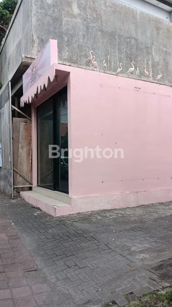 image RUKO PREMIUM STRATEGIS DI JALAN UTAMA PETITENGET BALI (4)