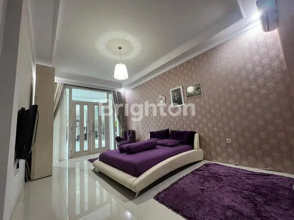 image RUMAH MEWAH SERBAGUNA (3)