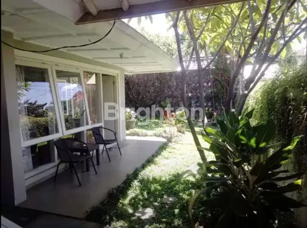 image DI JUAL RUMAH + KANTOR LOKASI TENGAH KOTA SURABAYA (4)