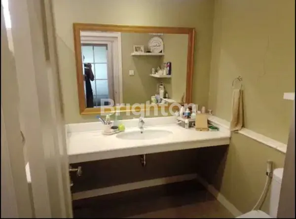 image DI JUAL RUMAH + KANTOR LOKASI TENGAH KOTA SURABAYA (5)