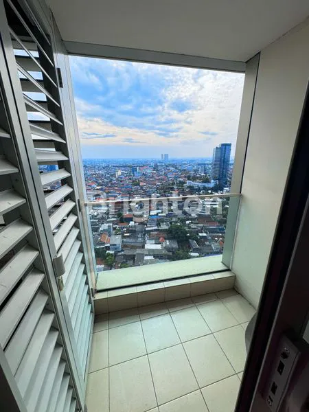 image JUAL SEWA APARTMEN ONE ICON (2)