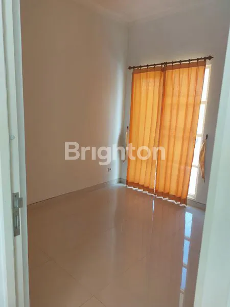 image JUAL/SEWA  RUMAH SIAP HUNI FULL RENOV (5)