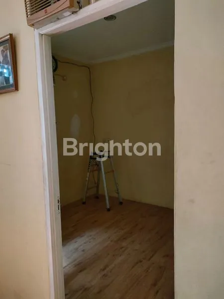 image RUMAH 2 LANTAI GROGOL JAKARTA BARAT LOKASI STRATEGIS DEKAT CENTRAL PARK MAL,MAL CIPUTRA SERTA RUMAH SAKIT ROYAL TARUMA (8)