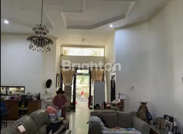 image DI JUAL CEPAT RUMAH MEWAH SIMPANG DARMO (2)