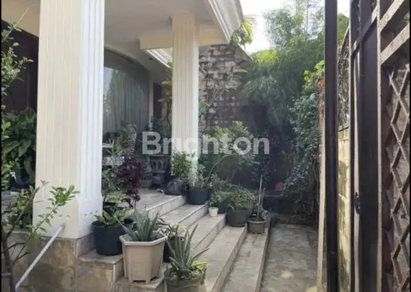 image DI JUAL CEPAT RUMAH MEWAH SIMPANG DARMO (5)