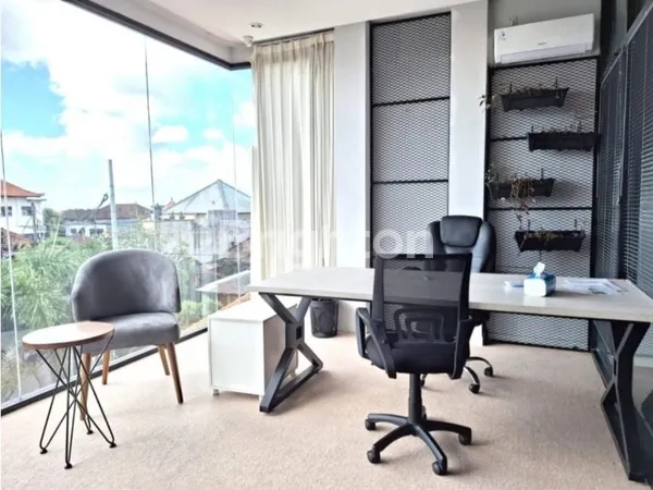 image RUKO STRATEGIS 3 LANTAI DI PADANG SAMBIAN KLOD DENPASAR (1)