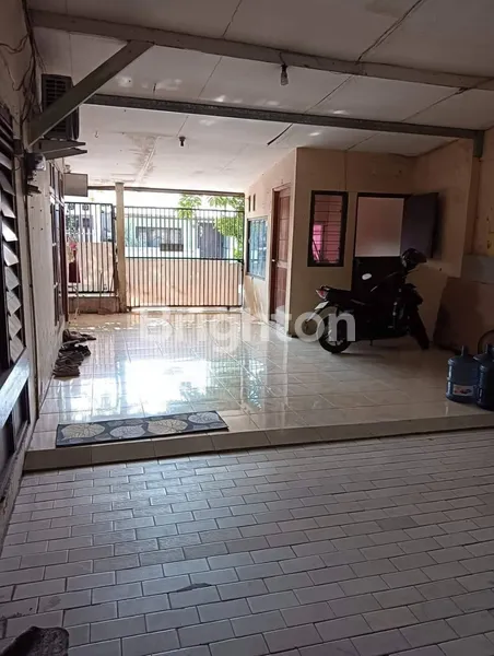 image RUMAH DI PULO WONOKROMO SURABAYA (2)