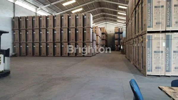 image SEWA GUDANG DI SEMPER, TANJUNG PRIOK, ADA LOADING DOCK STANDART INTERNATIONAL UKURAN 1520M2, JALAN DAN GUDANG BISA MASUK CONTAINER (2)