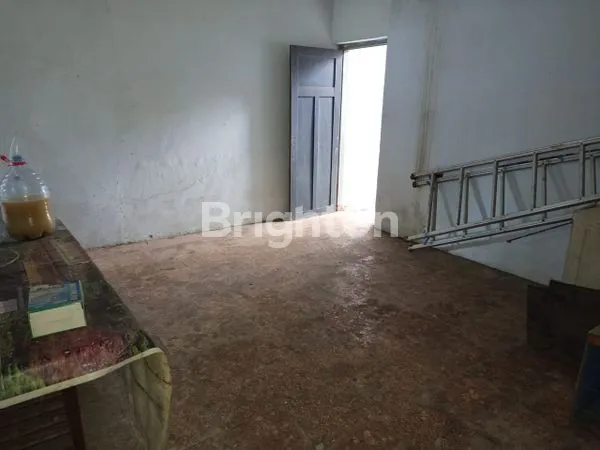 image RUKO PREMIUM SRENGAT: 200M² DEKAT PASAR, BANK & RS, SHM LENGKAP (5)