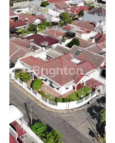 image RUMAH DI KAWASAN ELIT HITUNG TANAH SATELIT INDAH MAINROAD DEKAT SUKOMANUNGGAL, MAYJEND SUNGKONO, GRAHA FAMILI, TANDES (2)
