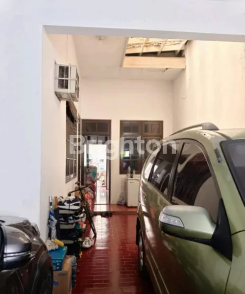 image RUMAH DI KAWASAN ELIT HITUNG TANAH SATELIT INDAH MAINROAD DEKAT SUKOMANUNGGAL, MAYJEND SUNGKONO, GRAHA FAMILI, TANDES (5)