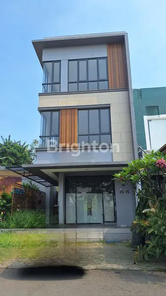 image RUKO 3 LANTAI STRATEGIS DI LEGENDA WISATA CIBUBUR (1)