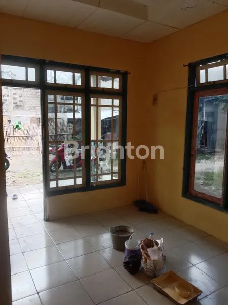 image RUMAH STRATEGIS DISEWAKAN DI SUGUTAMU MEKARJAYA DEPOK II TENGAH (6)