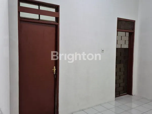 image RUMAH STRATEGIS 3KT DI KELAPA GADING, AKSES PREMIUM KE MALL (5)