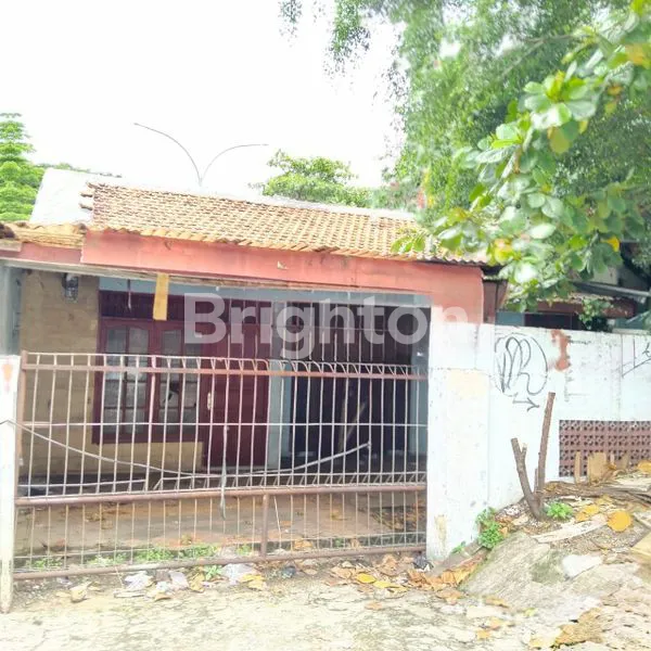 image RUMAH HITUNG TANAH KEMBANGAN PURI INDAH DEKAT MAL LOKASI PINGGIR JALAN COCOK UNTUK USAHA (1)
