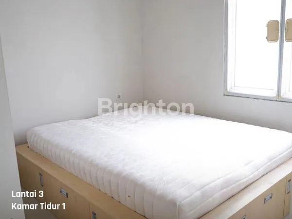 image RUMAH RAPIH SIAP HUNI DI CLUSTER SAMARA GADING SERPONG (7)