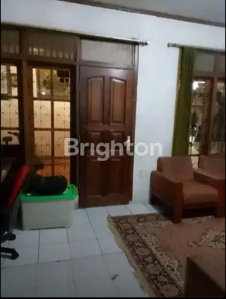 image HARGA RUMAH MENTENG DALAM DIBAWAH HARGA PASARAN, TEBET JAKARTA SELATAN. (5)