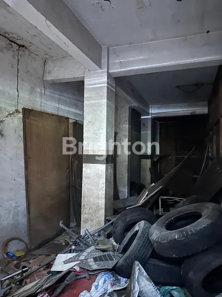 image RUKO RAYA DHARMAHUSADA NOL JALAN KOMERSIAL AREA COCOK UNTUK CAFE (8)