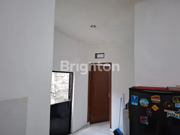 image JUAL CEPAT RUMAH HOOK BEBAS BANJIR SIAP HUNI DI PAMULANG (4)