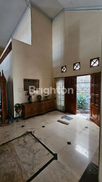 image RUMAH MEWAH 2 LANTAI DI PRAPEN - FITNESS ROOM & MUSHOLLA (1)