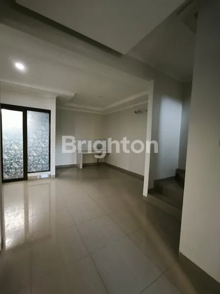 image RUMAH 2 LANTAI PAMULANG PARK RESIDENCE (4)