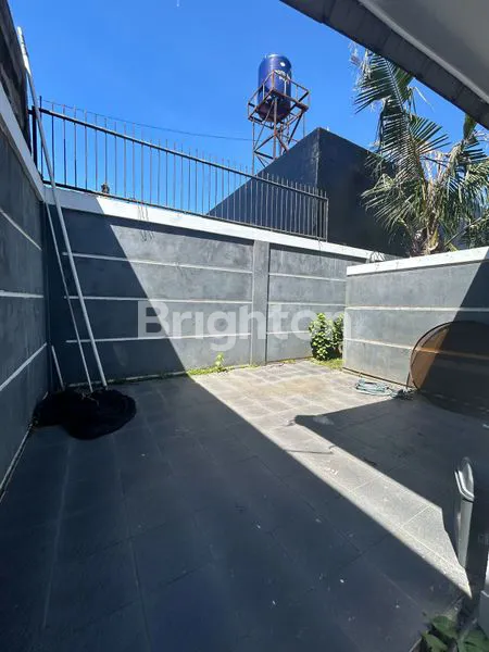 image RUMAH MEGAH PENUH KENIKMATAN HIDUP TINGGAL DI SUASANA NYAMAN BULUH INDAH DENPASAR BARAT  (4)