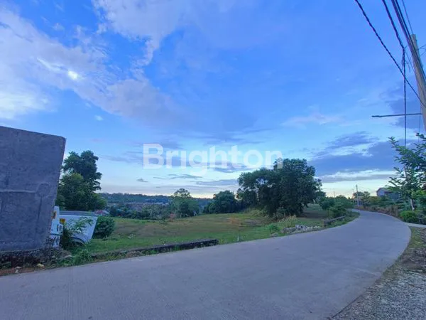 TANAH BERSERTIFIKAT  DI BATAKAN