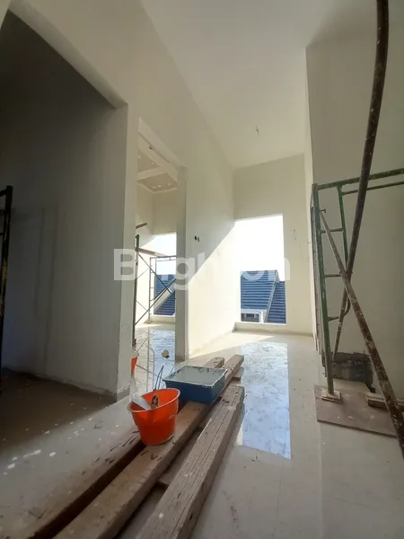 image RUMAH 2 LT INDENT, MINIMALIS CANTIK, MEDOKAN AYU, SURABAYA (3)