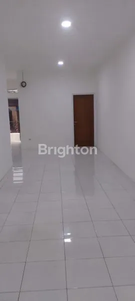 image DISEWAKAN RUMAH 1 LANTAI DI TAMAN PEMATA INDAH 1, JAKARTA UTARA (2)