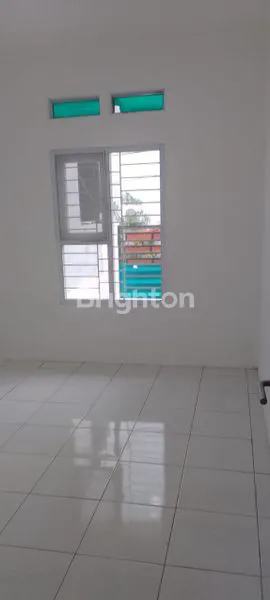 image DISEWAKAN RUMAH 1 LANTAI DI TAMAN PEMATA INDAH 1, JAKARTA UTARA (5)