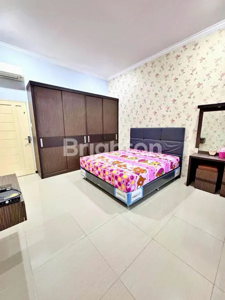 image RUMAH MEWAH 2.5 LANTAI FULL FURNISHED DI KOMPLEK ELITE DURUNG CENTER (8)