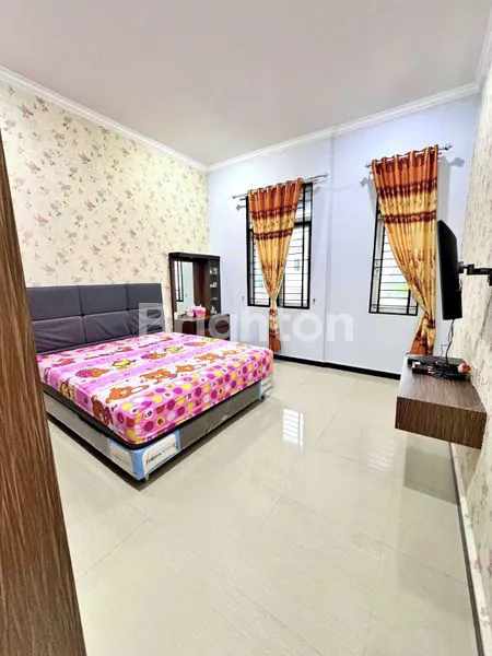 image RUMAH MEWAH 2.5 LANTAI FULL FURNISHED DI KOMPLEK ELITE DURUNG CENTER (6)