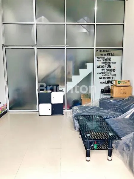 image RUMAH MEWAH 2.5 LANTAI FULL FURNISHED DI KOMPLEK ELITE DURUNG CENTER (3)