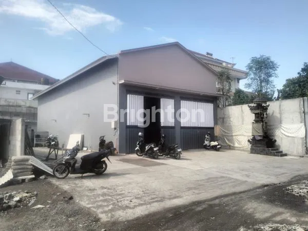 image GUDANG PLUS RUANG KANTOR DAN 4 KAMAR  STAF OFFICE DI KOMPLEK JALAN MAHENDRADATTA DENPASAR BARAT COCOK UNTUK GUDANG PERUSAHAAN INDUSTRI!! (2)