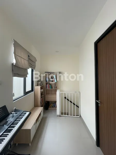 image RUMAH MODERN DI KAYU MANIS PARKVIEW PAMULANG (5)