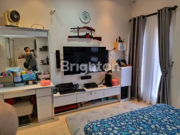 image RUMAH 2 LANTAI SEMI FURNISH DI MARELAN CITY, DEKAT PASAR II MEDAN (4)