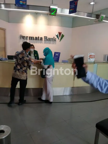 image RUKO 4 LANTAI PINGGIR JALAN RAYA, COCOK UNTUK KANTOR ATAU BANK, DI CEMPAKA PUTIH,  JAKARTA PUSAT (1)