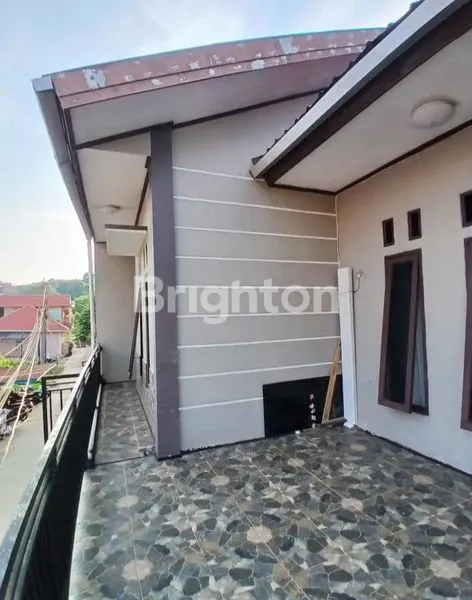 image RUMAH 2 LANTAI SIAP HUNI DI SUMBER REJO - 4KT, SHM, GARASI MOBIL (2)