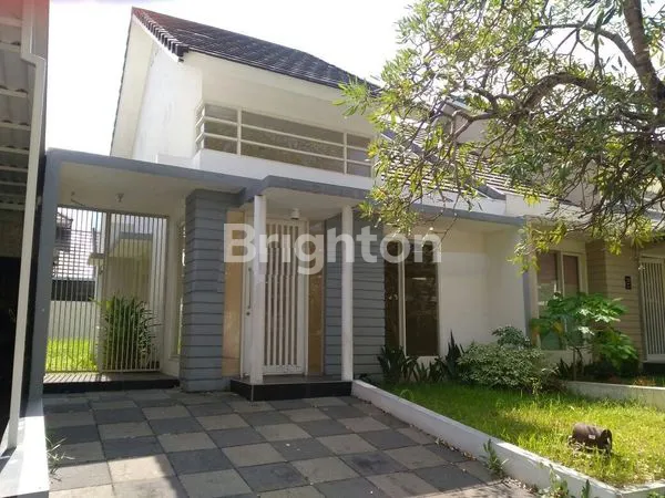 image RUMAH BAGUS TERAWAT DGN LAHAN BESAR DIBELAKANG (1)