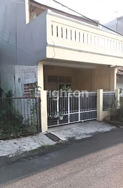 image RUMAH 2 LANTAI PERUM ANEKA ELOK PENGGILINGAN CAKUNG JAKARTA TIMUR STRATEGIS BEBAS BANJIR (1)